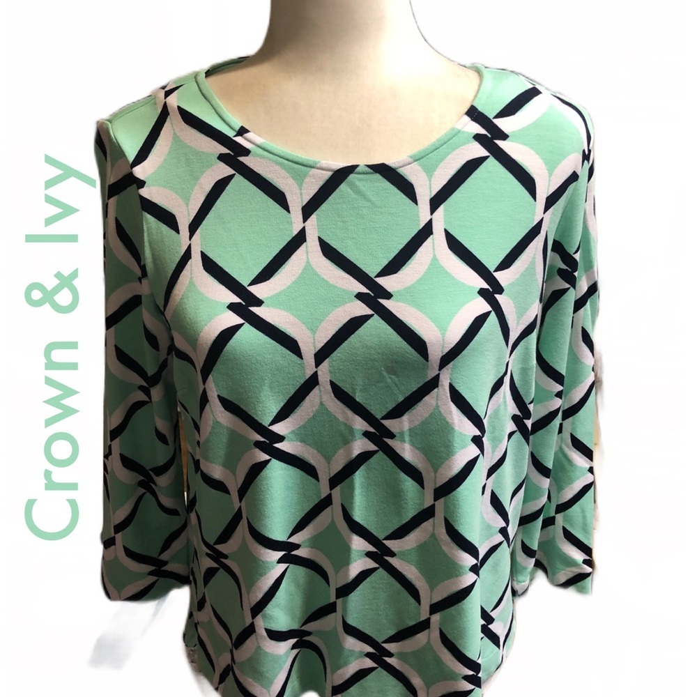 Crown & Ivy • Mint Geometric Women's Top • M